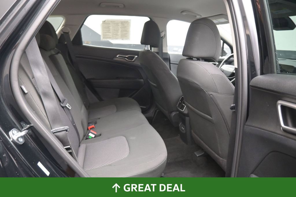 Used 2026 Kia Sportage LX FWD image 25