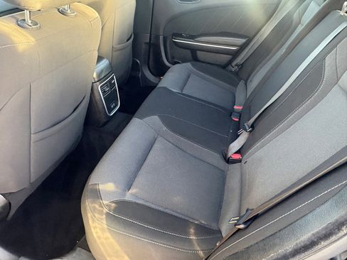 Used 2022 Dodge Charger SXT image 30