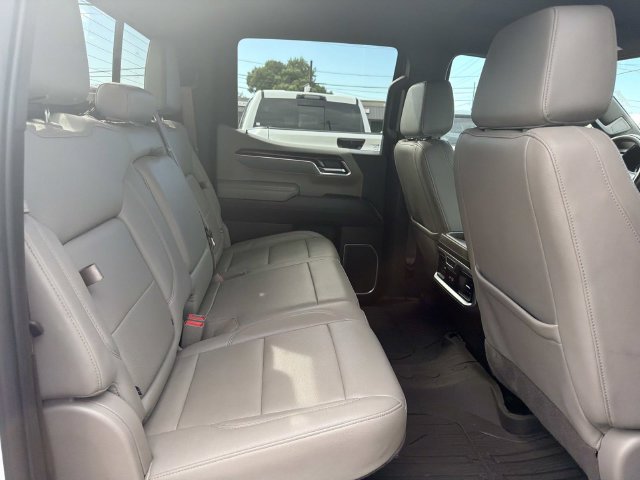 Used 2023 GMC Sierra 1500 SLT w/ SLT Premium Plus Package AWD/4WD image 12