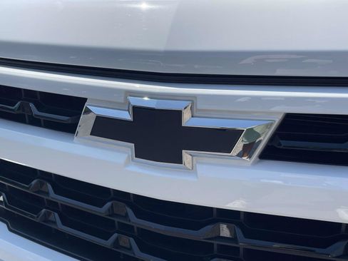 Used 2024 Chevrolet Silverado 1500 RST w/ Z71 Off-Road Package AWD/4WD image 26