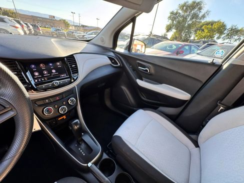 Used 2020 Chevrolet Trax LS w/ Tint and Cruise Package image 17