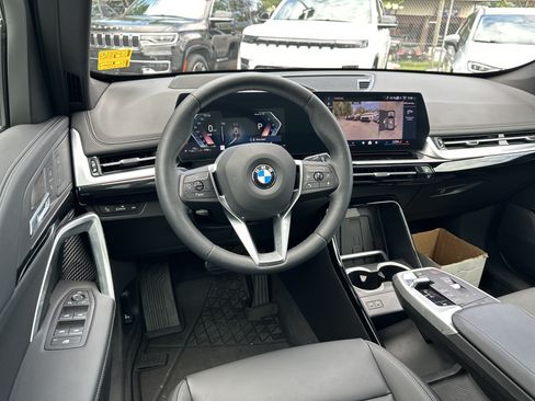 Used 2026 BMW X1 xDrive28i w/ Technology Package AWD/4WD image 24