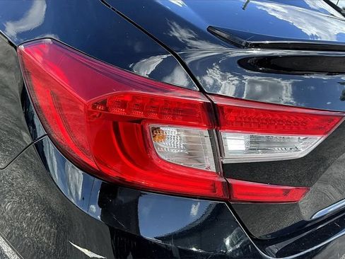 Used 2022 Honda Accord Sport image 27