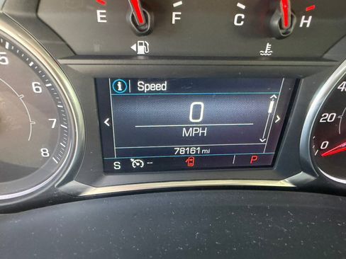 Used 2018 GMC Terrain Denali w/ Advanced Safety Package image 17