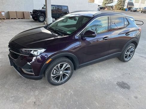 Used 2020 Buick Encore GX Essence image 12