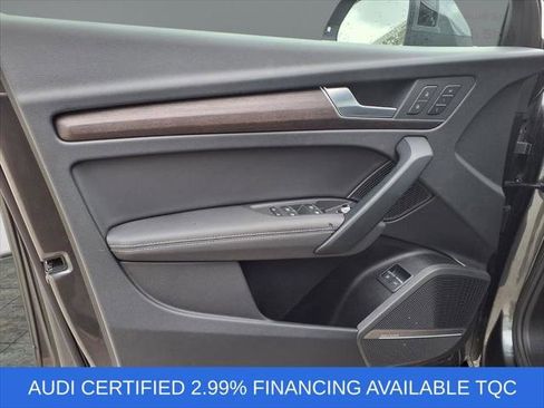 Certified 2025 Audi Q5 e Premium Plus w/ Premium Plus Package AWD/4WD image 9