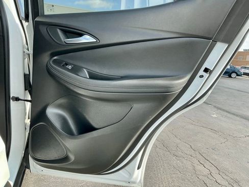 Used 2021 Buick Encore GX Preferred image 27