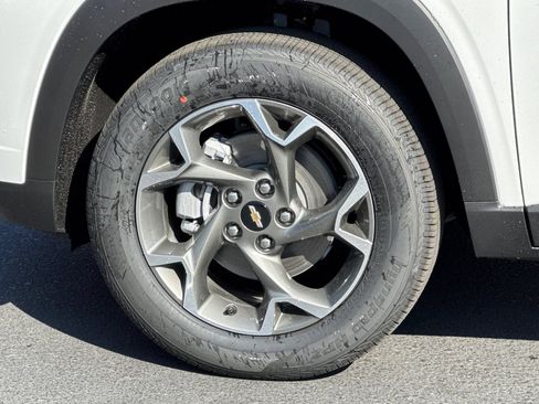 New 2026 Chevrolet Trax LT w/ Driver Confidence Package image 24