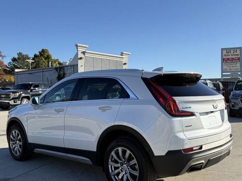 Used 2019 Cadillac XT4 Premium Luxury image 4