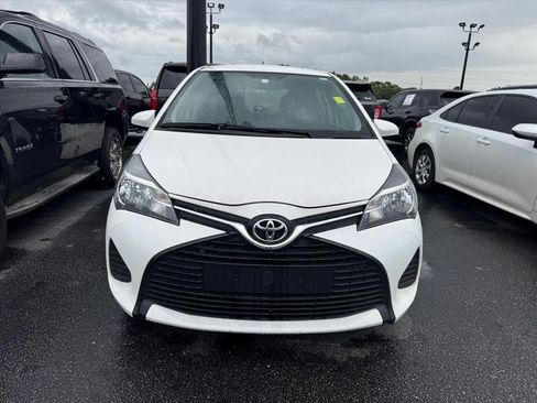 Used 2015 Toyota Yaris L FWD image 10