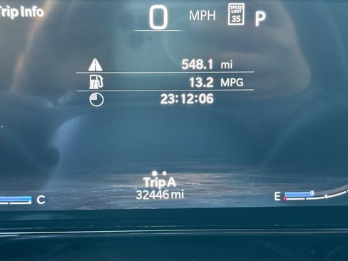 Used 2023 Jeep Grand Wagoneer Series III w/ Quick Order Packagew 28T AWD/4WD image 28