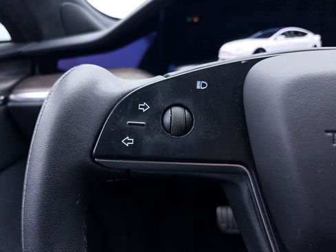 Used 2022 Tesla Model S AWD/4WD image 40