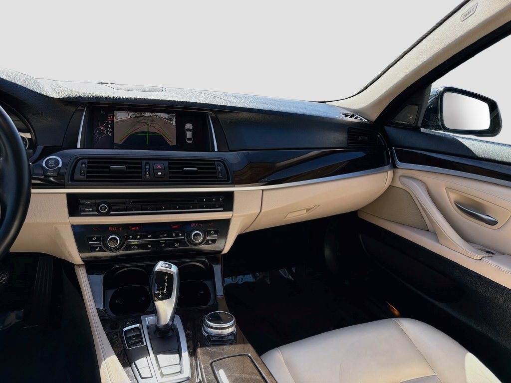 Used 2015 BMW 528i xDrive Sedan AWD/4WD image 24