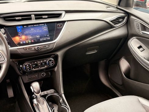 Used 2022 Buick Encore GX Select w/ Sport Touring Package image 23