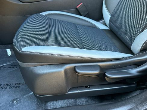 Certified 2024 Buick Envista Preferred w/ Advanced Safety Package image 13