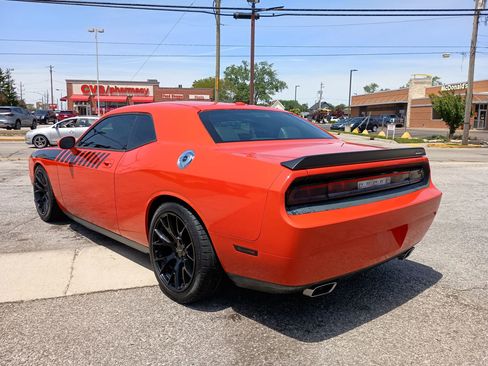 Used 2009 Dodge Challenger R/T RWD image 7