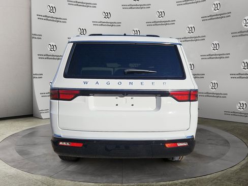 New 2025 Jeep Wagoneer 4WD image 4