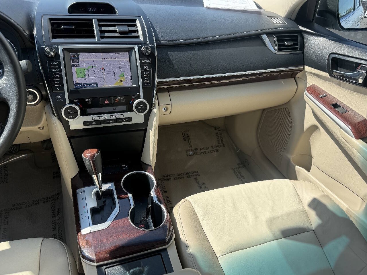 Used 2012 Toyota Camry XLE FWD image 8