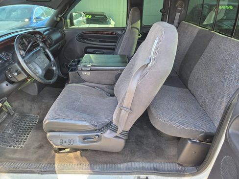 Used 2000 Dodge Ram 3500 Truck 2WD Quad Cab image 7