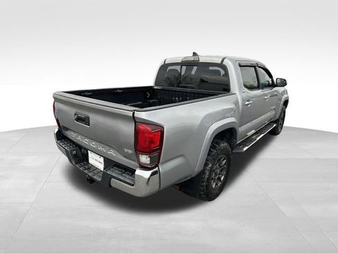 Used 2018 Toyota Tacoma SR5 image 5