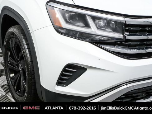 Used 2023 Volkswagen Atlas SE image 37