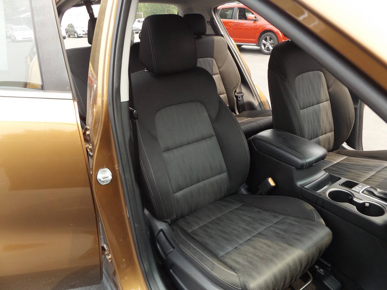Used 2017 Kia Sportage LX FWD image 22
