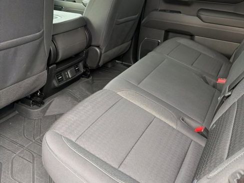 Used 2022 Chevrolet Silverado 1500 LT image 11