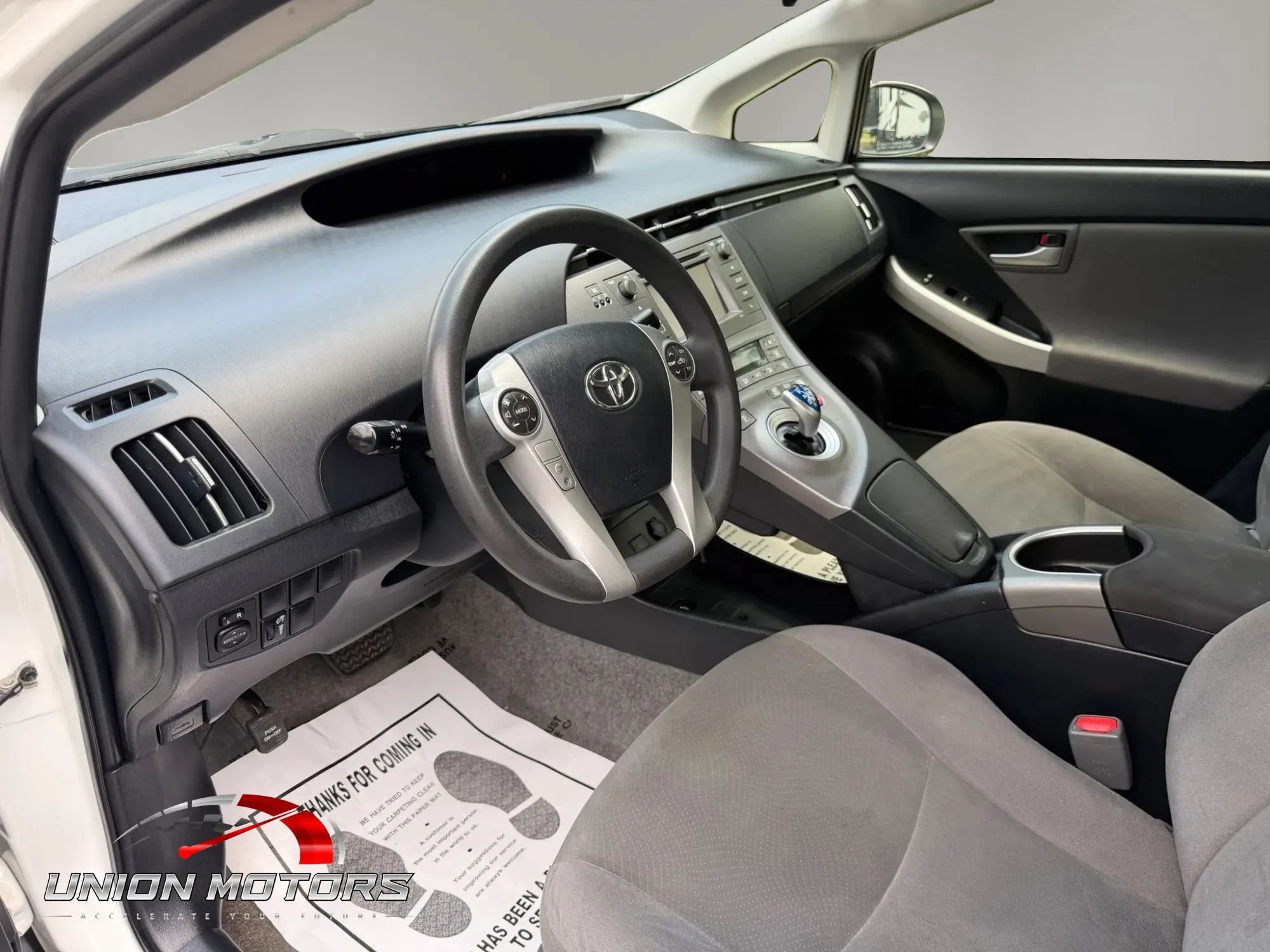 Used 2015 Toyota Prius Two FWD image 15