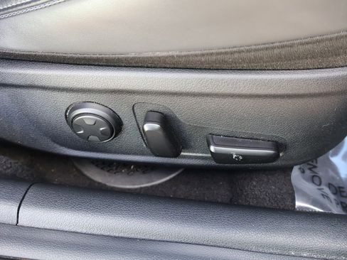 Used 2023 Kia Stinger GT2 image 35