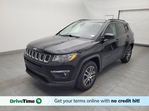 Used 2020 Jeep Compass Latitude FWD image 1