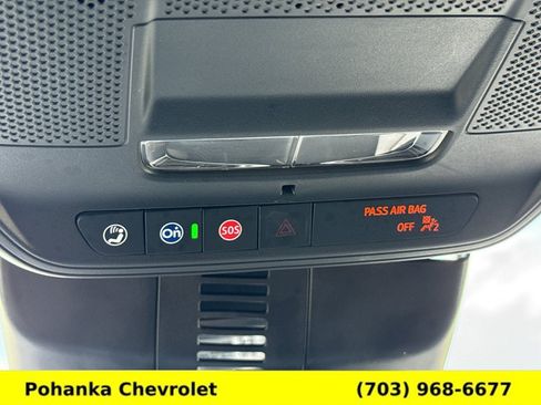 Used 2025 Chevrolet Traverse LT w/ LPO, Floor Liner Package AWD/4WD image 17