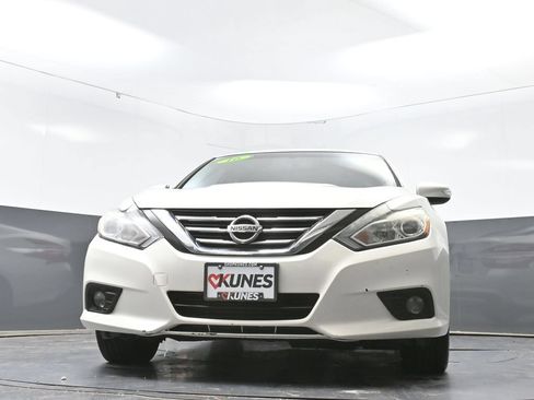 Used 2016 Nissan Altima 2.5 SL w/ 2.5 Technology Package FWD image 52