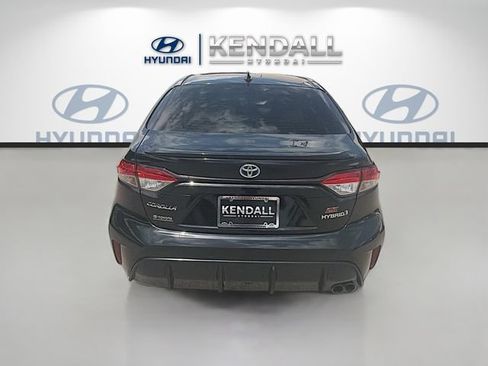 Used 2024 Toyota Corolla SE FWD image 5