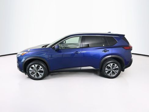 Used 2021 Nissan Rogue SV w/ Premium Package FWD image 4