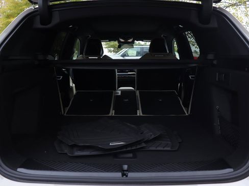 Used 2025 BMW X3 xDrive30i w/ Convenience Package image 16