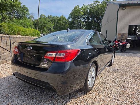 Used 2017 Subaru Legacy 2.5i Premium AWD/4WD image 7