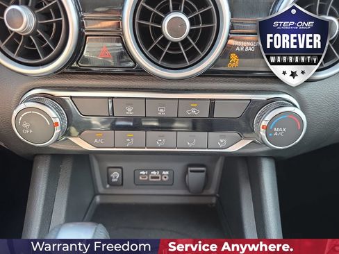 Used 2024 Nissan Sentra SV FWD image 25