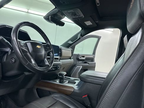 Certified 2024 Chevrolet Silverado 1500 High Country image 29