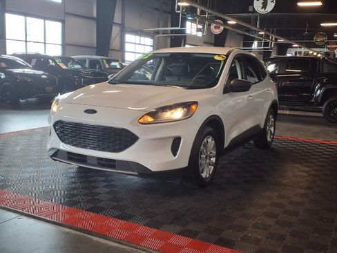 Used 2022 Ford Escape SE FWD image 4