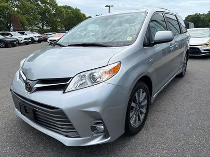 Certified 2020 Toyota Sienna XLE Premium