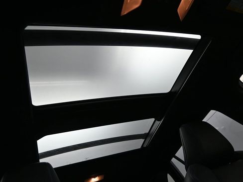 Used 2019 Toyota RAV4 XSE image 26