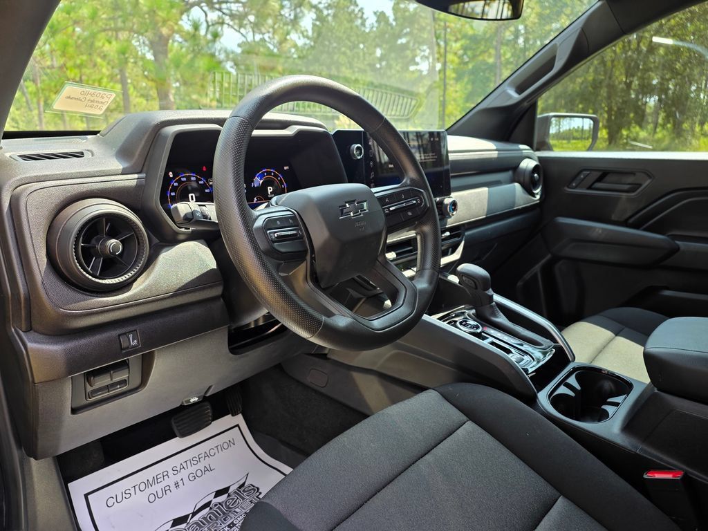 Used 2024 Chevrolet Colorado Trail Boss w/ Advanced Trailering Package AWD/4WD image 14