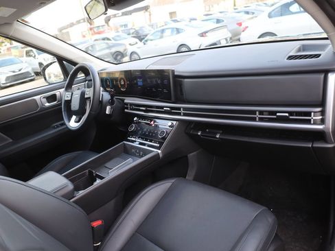 Used 2026 Hyundai Santa Fe SEL AWD/4WD image 16
