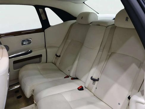 Certified 2010 Rolls-Royce Ghost RWD image 10
