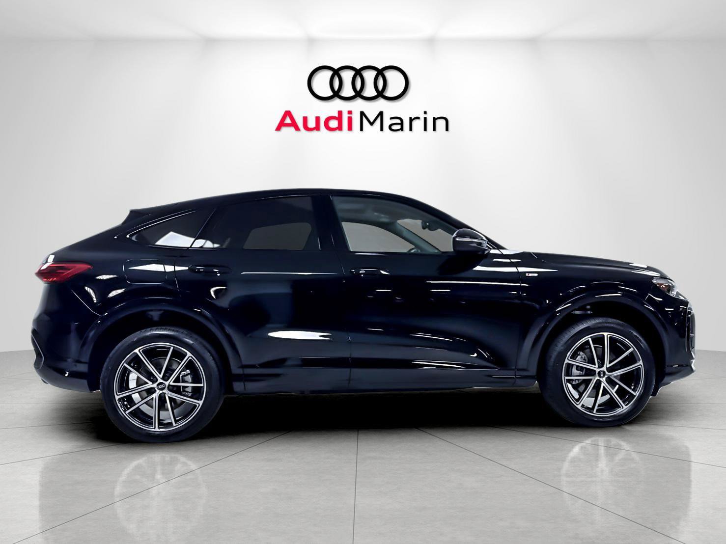 New 2026 Audi Q5 Premium Plus AWD/4WD image 6