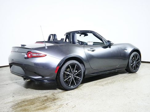 New 2026 MAZDA MX-5 Miata Grand Touring w/ Appearance Package RWD image 2
