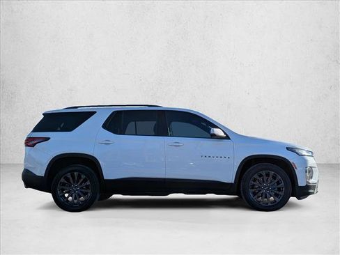 Certified 2023 Chevrolet Traverse RS image 4