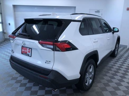Used 2025 Toyota RAV4 XLE AWD/4WD image 34