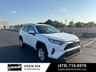 Used 2021 Toyota RAV4 XLE FWD video 1