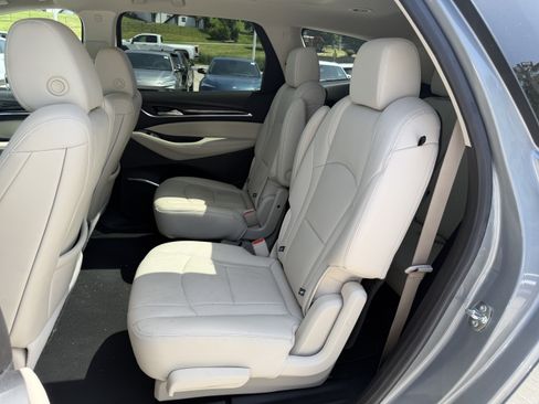 Used 2024 Buick Enclave Essence w/ Experience Buick Package FWD image 12
